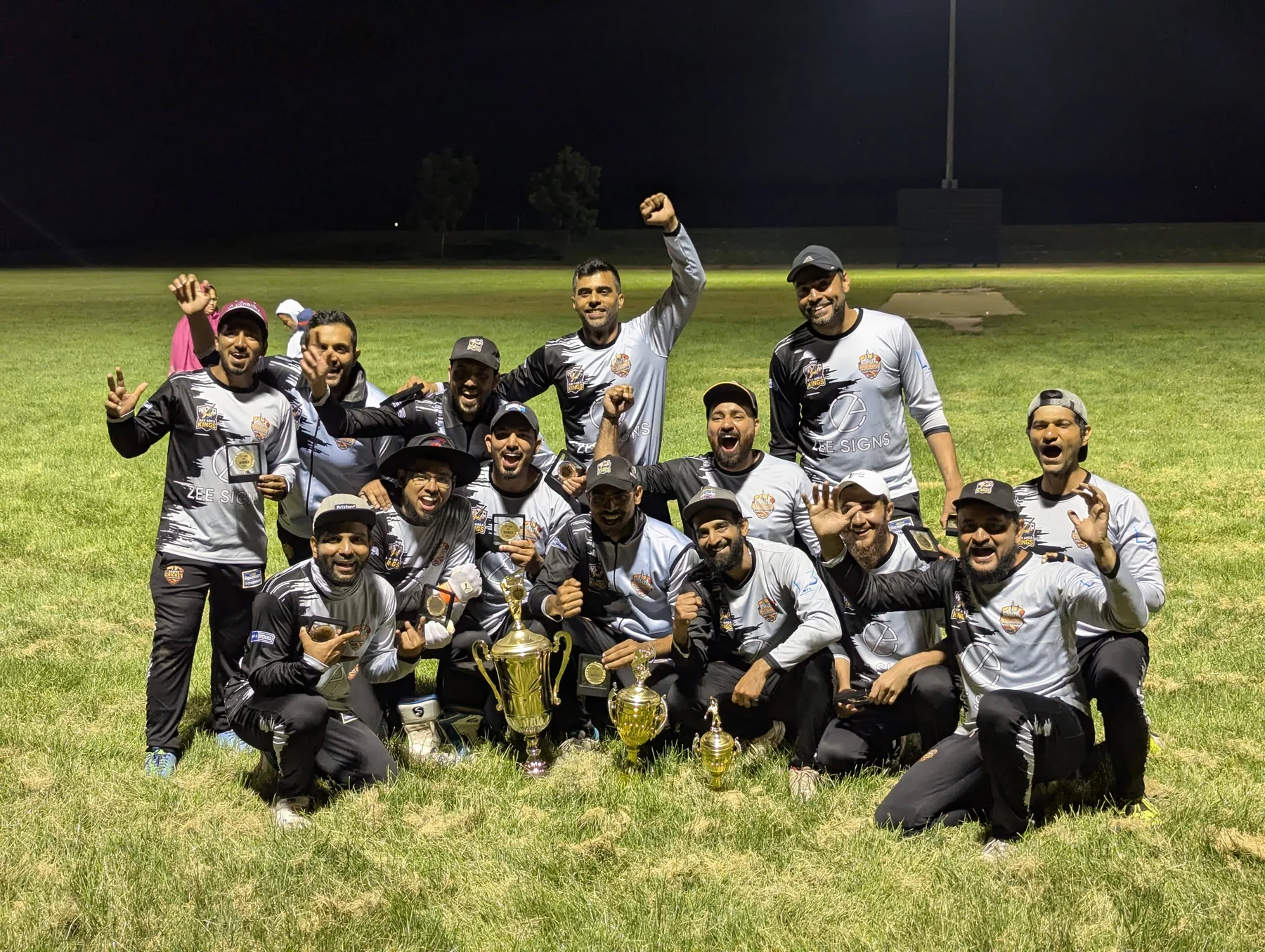 Bay Area Kings players gathered with trophies in Chicago